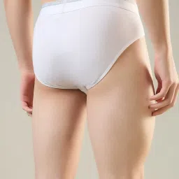 Park Avenue White Cotton Blend Regular Fit Solid Briefs image 2