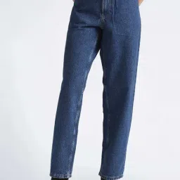 Calvin Klein Straight Denim Medium Lightly Washed Mid Rise Jeans-image-62