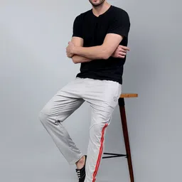 NUEVOSDAMAS Men Relaxed Trousers image 2