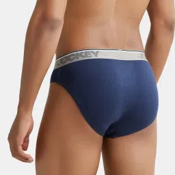Jockey 8044 Men's Super Combed Cotton Rib Solid Brief with Ultrasoft Waistband image 2
