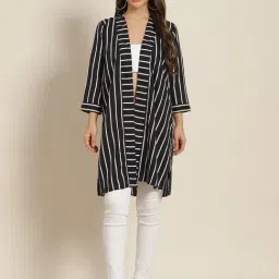 Qurvii Black & White Striped Shrug-picture-31
