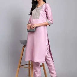 BANJANAN Ethnic Motifs Embroidered Thread Work Straight Kurta With Trousers image 3