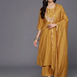 Gerua By Libas Women Floral Emboridered Regular Kurta with Trousers & Dupatta-picture-24
