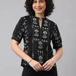 Latin Quarters Black Embroidery Top-picture-39