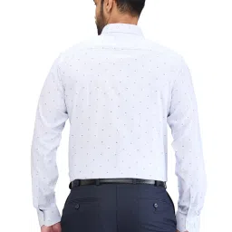 Park Avenue Blue Slim Fit Printed Shirt image 2