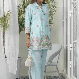 Sangria Floral & Swan Embroidered Shirt Collar Roman Silk Tunic With Trousers image 2
