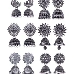 DIVASTRI Set Of 6 Silver-Plated Ghungroo Beaded Dome Shaped Oxidised Jhumkas-image-94