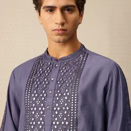 House of Pataudi Geometric Embroidered Mirror Work Mandarin Collar Straight Jashn Kurta image 2