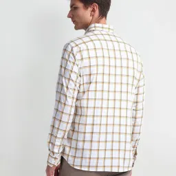 arrow sport Arrow Sports Yellow Cotton Slim Fit Checks Shirt image 2