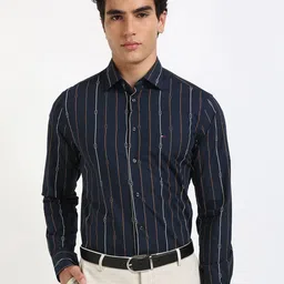 Tommy Hilfiger Men Slim Fit Opaque Printed Casual Shirt image 1