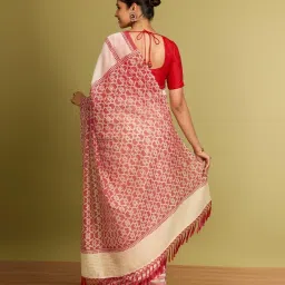 Taneira Off White Cotton Silk Printed Saree With Unstitched Blouse image 2