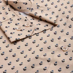 Monsui Men Classic Opaque Printed Casual Shirt image 3