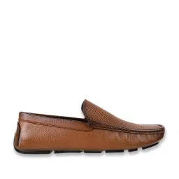 Mochi Men's Tan Casual Loafers image 2
