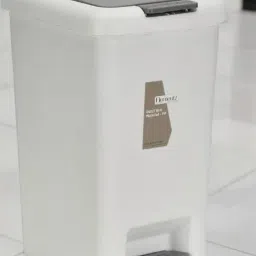 @Home White & Grey Polypropylene Pedal Dustbin (15 L)-image-29