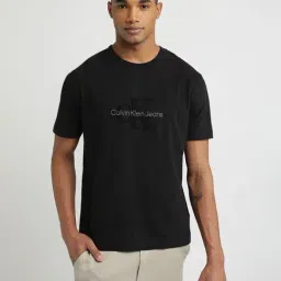 Calvin Klein Jeans Black Cotton Regular Fit Logo Printed T-Shirt-picture-13