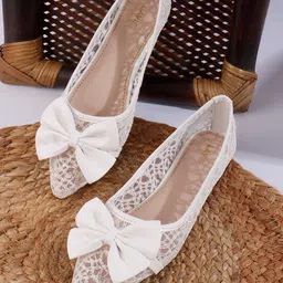 Lavie Women Embellished Party Mojaris with Bows Flats-picture-30