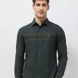 U.S. Polo Assn. Men Tailored Fit Horizontal Stripes Striped Casual Shirt-image-18