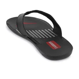 PENNEN Men Printed Thong Flip-Flops image 2