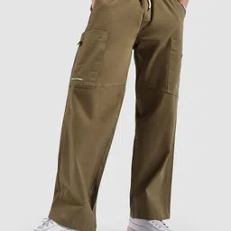 Beyoung Men Sand Brown Elasticated Cargo Pants-image-25