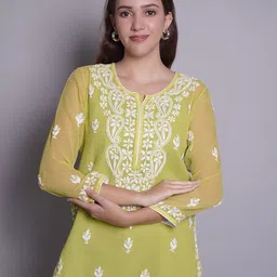 Seva Chikan Ethnic Motifs Embroidered Chikankari Kurti & Slip image 1