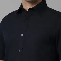 Louis Philippe Men Classic Cutaway Collar Solid Cotton Formal Shirt image 2