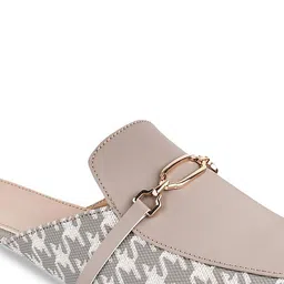 TRYME Women Printed Pointed Toe Mules image 3