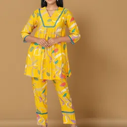 Bindigasm Floral Printed V-Neck Tunic With Trousers image 1