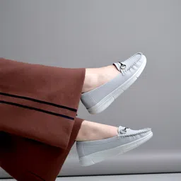 Shoetopia Metal Applique Detailed Loafers - Grey-picture-21