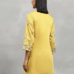 Rangriti Yellow Blended Printed Kurti image 2