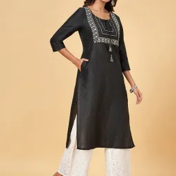 YU by Pantaloons Black Embroidered Straight Kurta image 3