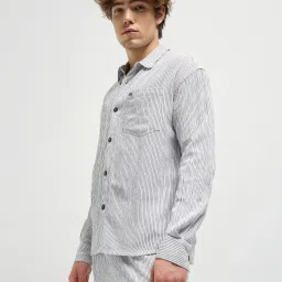 THE BEAR HOUSE White Rayon Regular fit Striped Shirts image 3
