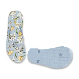 Ginger by Lifestyle Women's Blue Flip Flops image 3