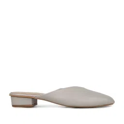 Inc.5 Women's Grey Mule Shoes image 3