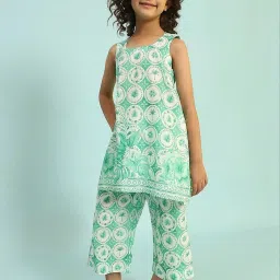 Biba Kids Green Printed Regular Fit Suit Set image 3