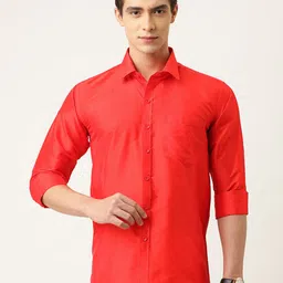 THANGAMAGAN Men Red Regular Fit Solid Casual Shirt image 1
