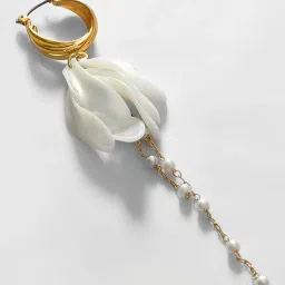 Sohi Gold-Toned White Contemporary Drop Earrings image 3