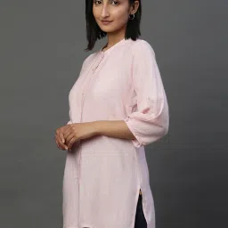 Aurelia Pink Woven Pattern Straight Short Kurti image 3