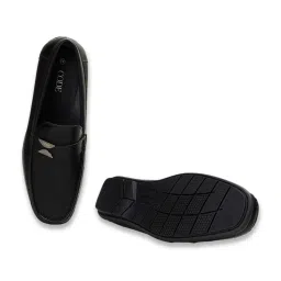 Code by Lifestyle Men's Black Casual Loafers image 3