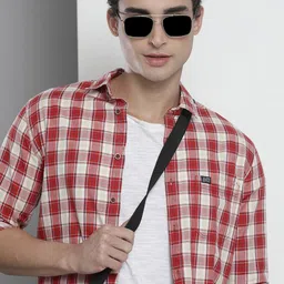 The Indian Garage Co Men Red & White Checked Casual Shirt-picture-28