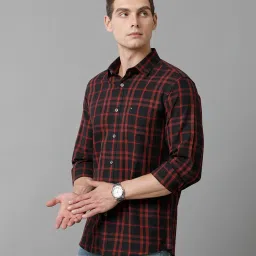 CAVALLO by Linen Club Red & Black Slim Fit Check Cotton Linen Shirt image 3