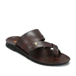 Paragon Men's Brown Cross Strap Sandals image 3