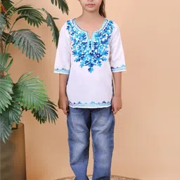 ikrabib Girls Ethnic Motifs Embroidered Thread Work Indie Florals Handloom Kurta-picture-17