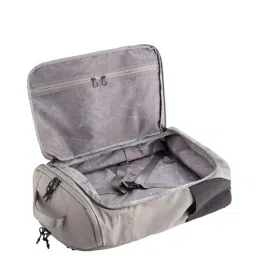 Carpisa Auckland Asphalt Grey Nylon Solid Duffle Bag image 3