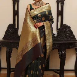 Satrani Green Silk Woven Saree With Unstitched Blouse image 3