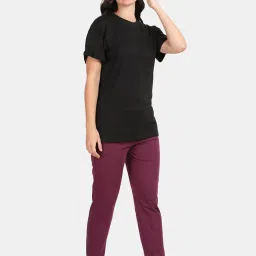 Kryptic Black & Burgundy Cotton Printed T-Shirt With Pyjamas image 3