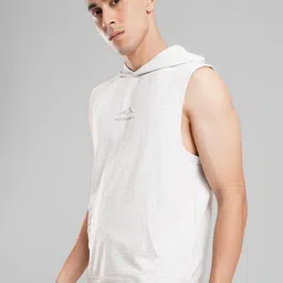 Ajile by Pantaloons Men Solid Hooded Sleeveless Gym Vest image 5