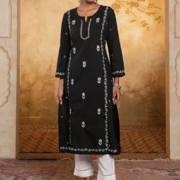 Cotton Chikankari Solid Women's Long Kurta - Black-image-13