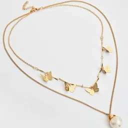 SOHI Gold Butterfly Shaped Necklace image 3