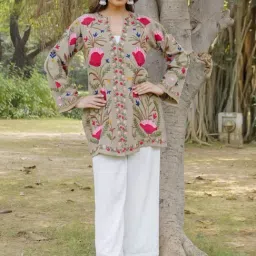 House of Kari Woolen Shirt Jacket in Beige-picture-12