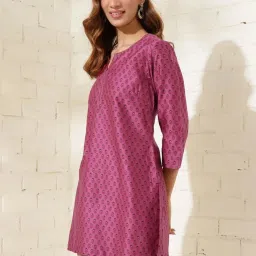 Fabindia Pink Cotton Silk Hand Block Printed Slim Fit Kurti image 3